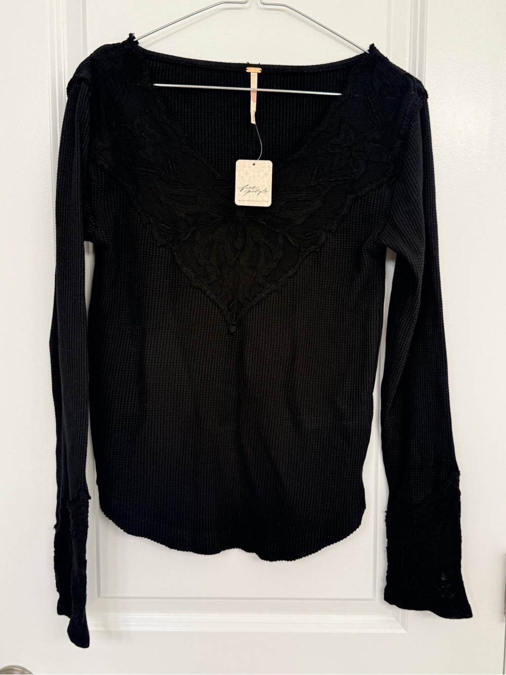 FREE PEOPLE Black Long Sleeve V-Neck Top with Lace Detail Medium